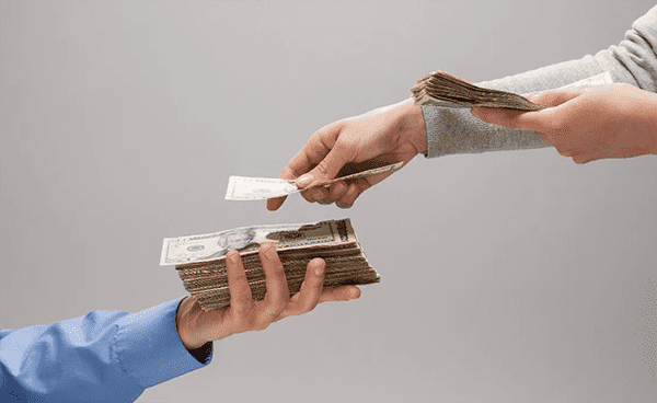 [北京私人借钱]14家上市银行不良均双升 银行多渠道狙击万亿坏账