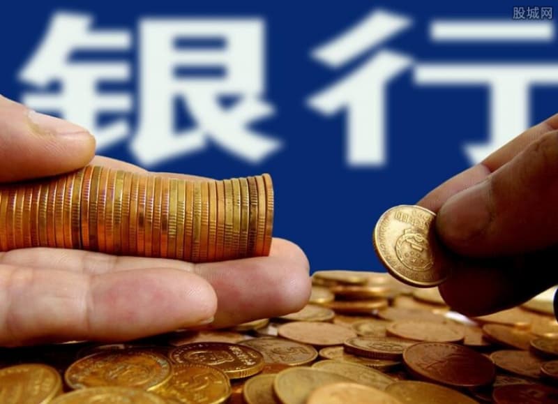 [北京小额空放]校园分期贷兜售信息成灰色利益链 催款短信露马脚